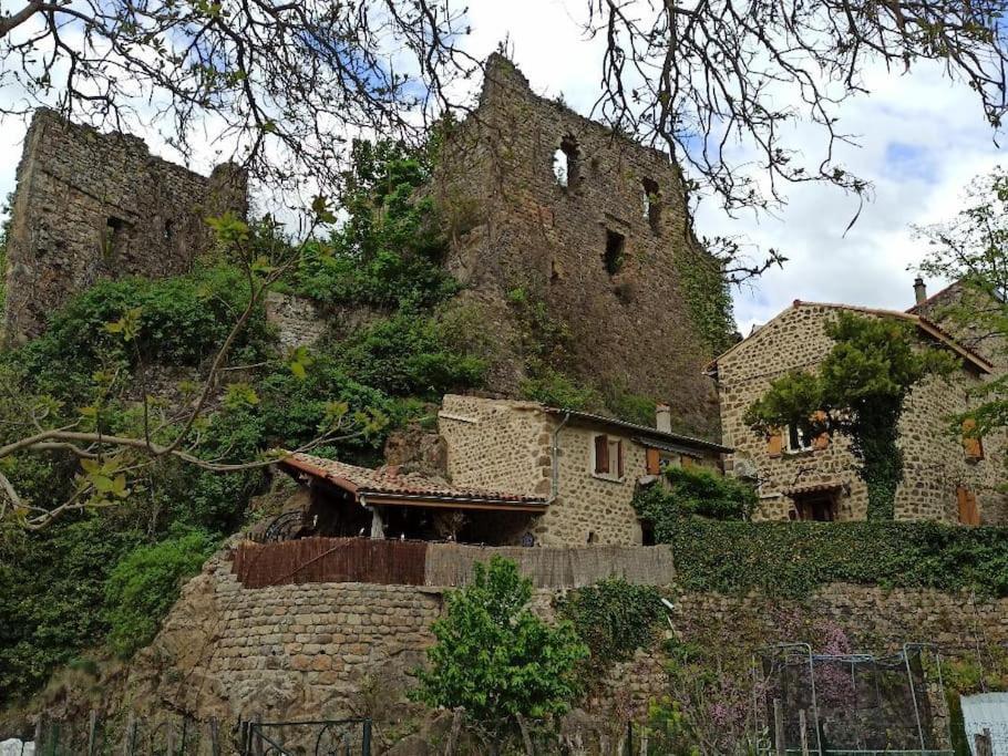Gite Le Rocher Du Chateau De Retourtour Lamastre Exterior photo