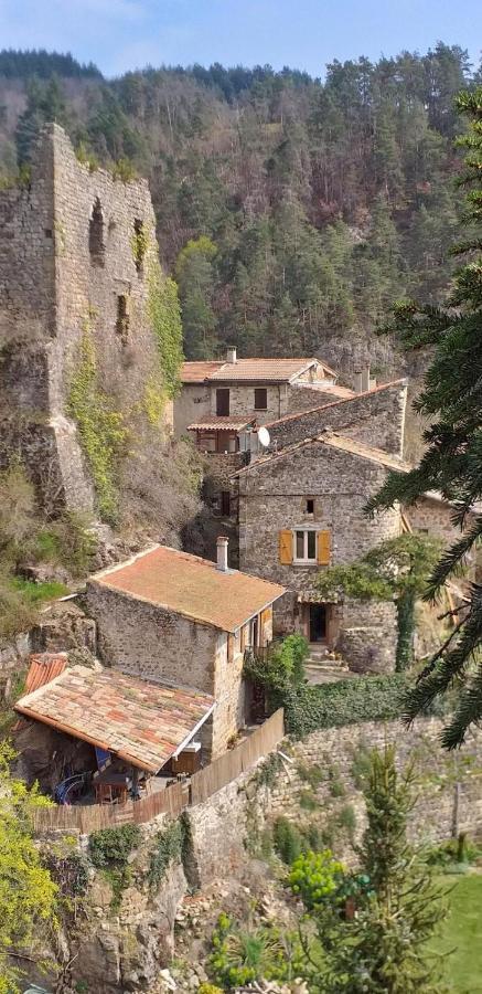 Gite Le Rocher Du Chateau De Retourtour Lamastre Exterior photo