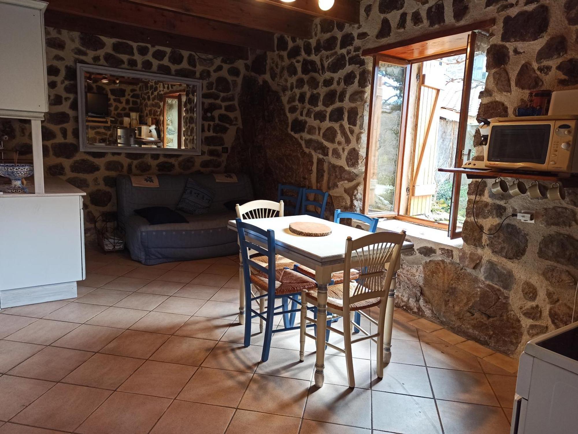 Gite Le Rocher Du Chateau De Retourtour Lamastre Exterior photo