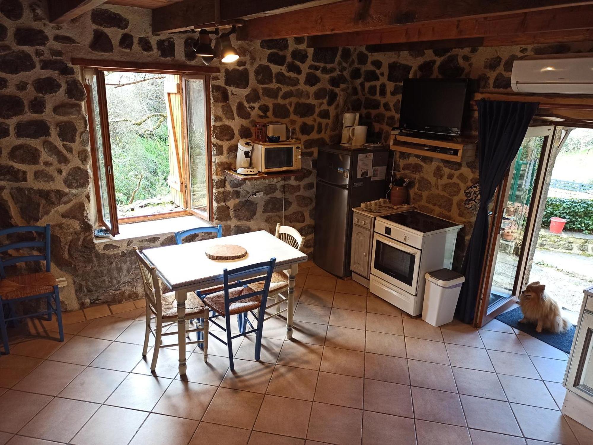 Gite Le Rocher Du Chateau De Retourtour Lamastre Exterior photo